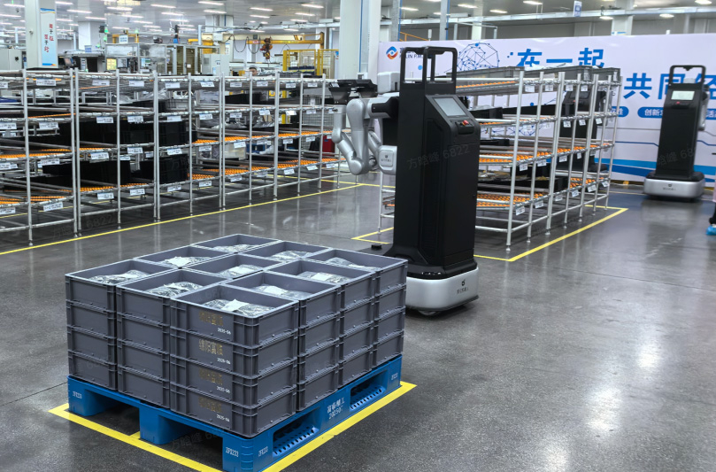 雷火竞技-70英寸4K夏普70C7 极致的美学看得见的光影本色